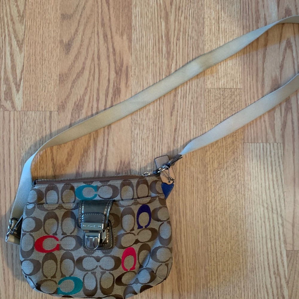 Coach purse - Picture 3 of 3
